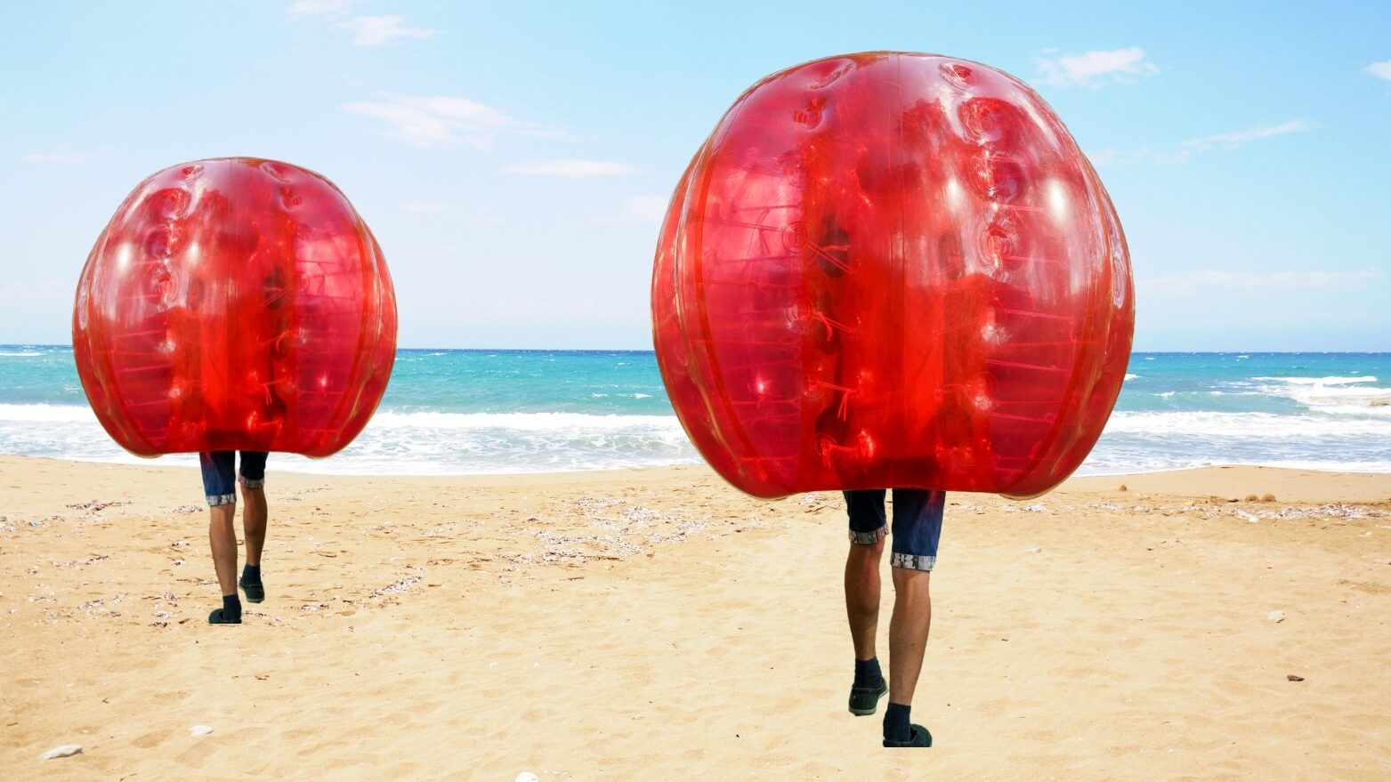 Bubblevoetbal op strand
